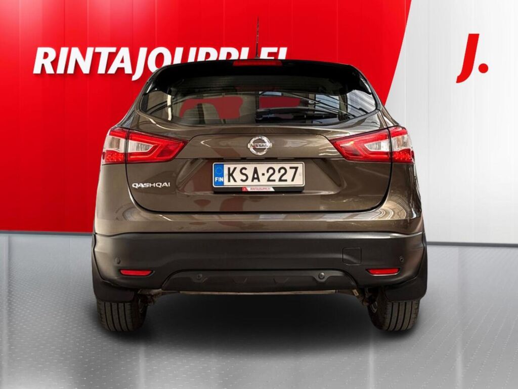 Nissan Qashqai 2016 Ruskea (beige)