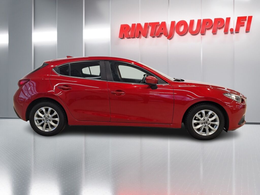 Mazda Mazda3 2016 Punainen