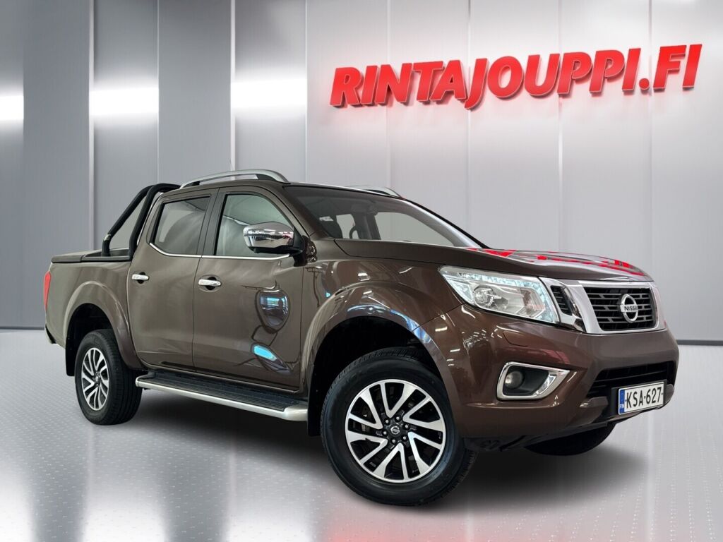 Nissan Navara 2016 Ruskea (beige)