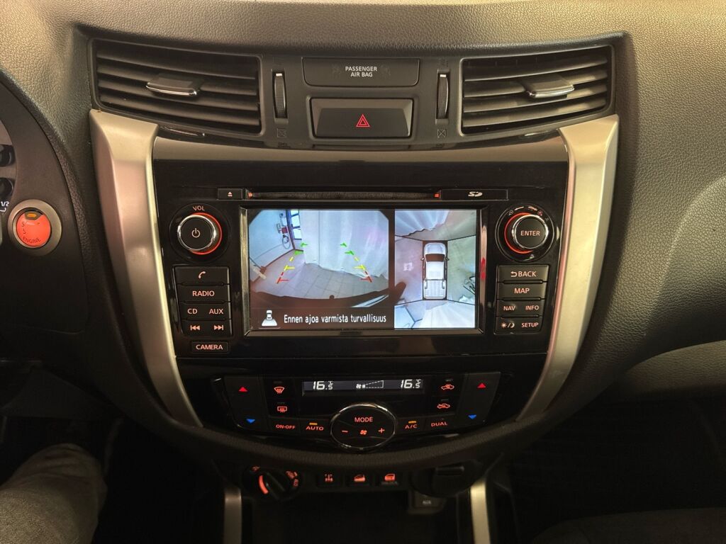 Nissan Navara 2016 Ruskea (beige)