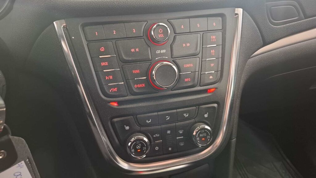 Opel Mokka 2016 Hopea