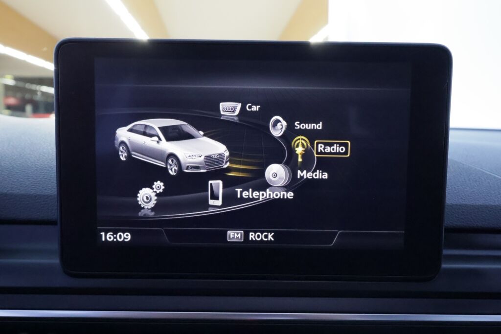 Audi A4 2016 Vihreä