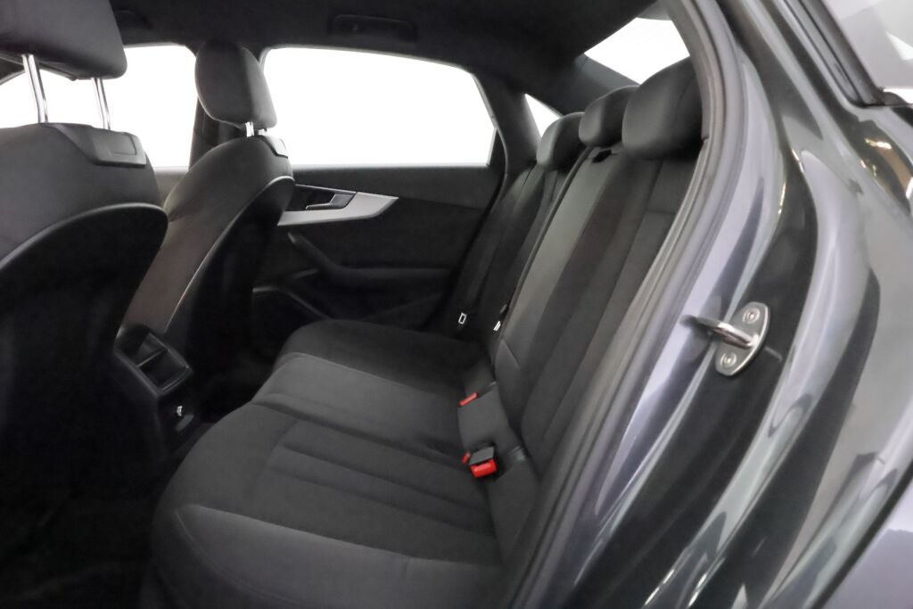 Audi A4 2016 Vihreä