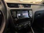 Skoda Octavia 2016 Punainen