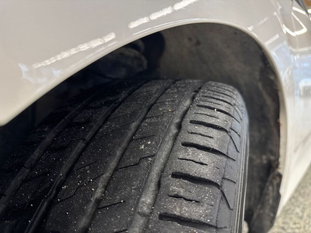 Skoda Superb 2016 Valkoinen