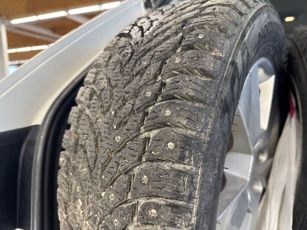 Skoda Superb 2016 Valkoinen