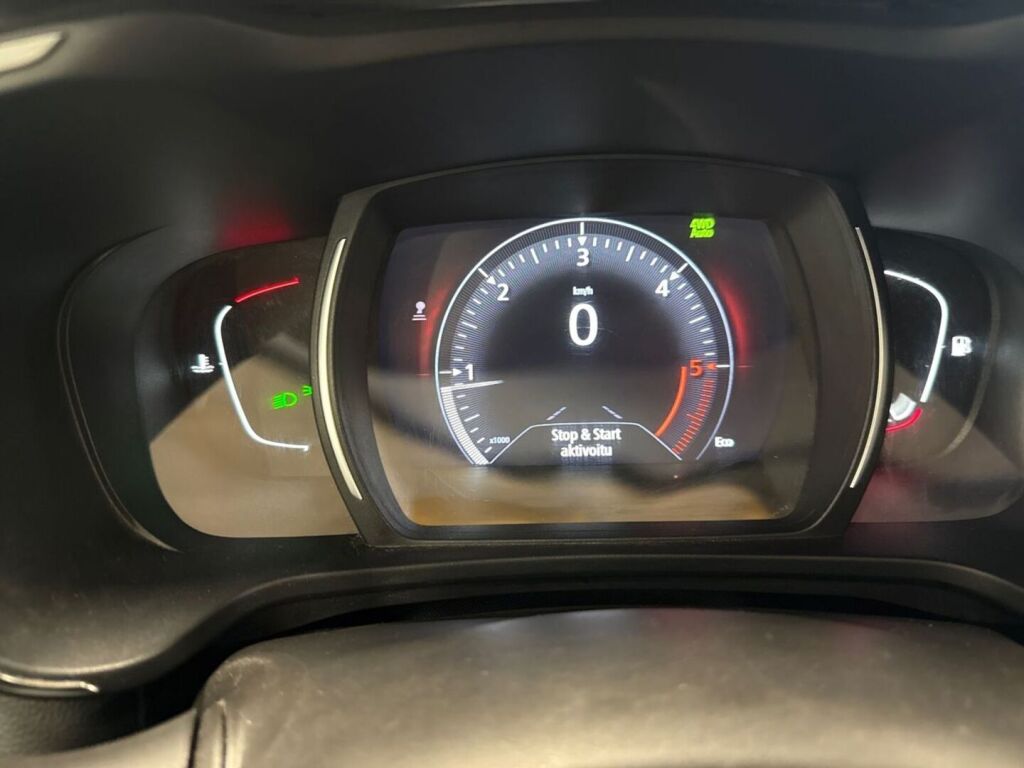 Renault Kadjar 2016 Punainen