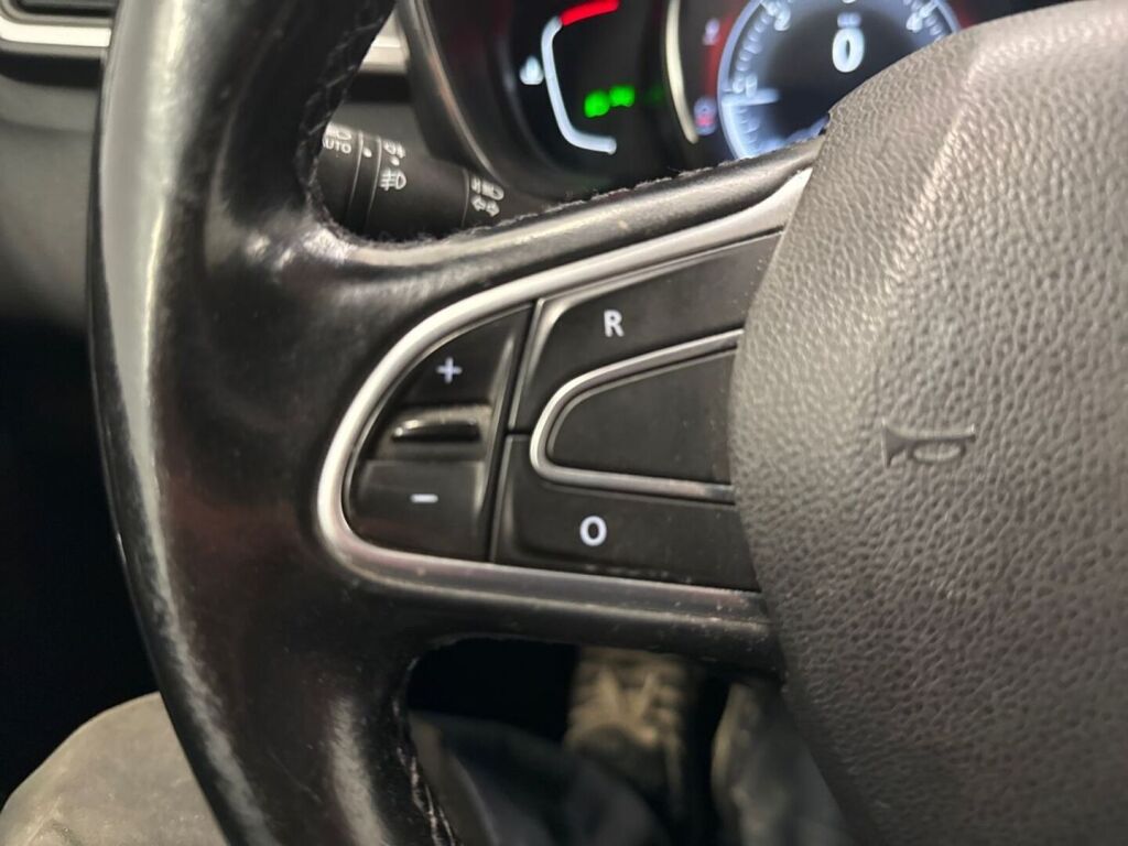 Renault Kadjar 2016 Punainen