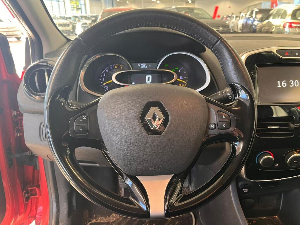 Renault Clio 2016 Punainen