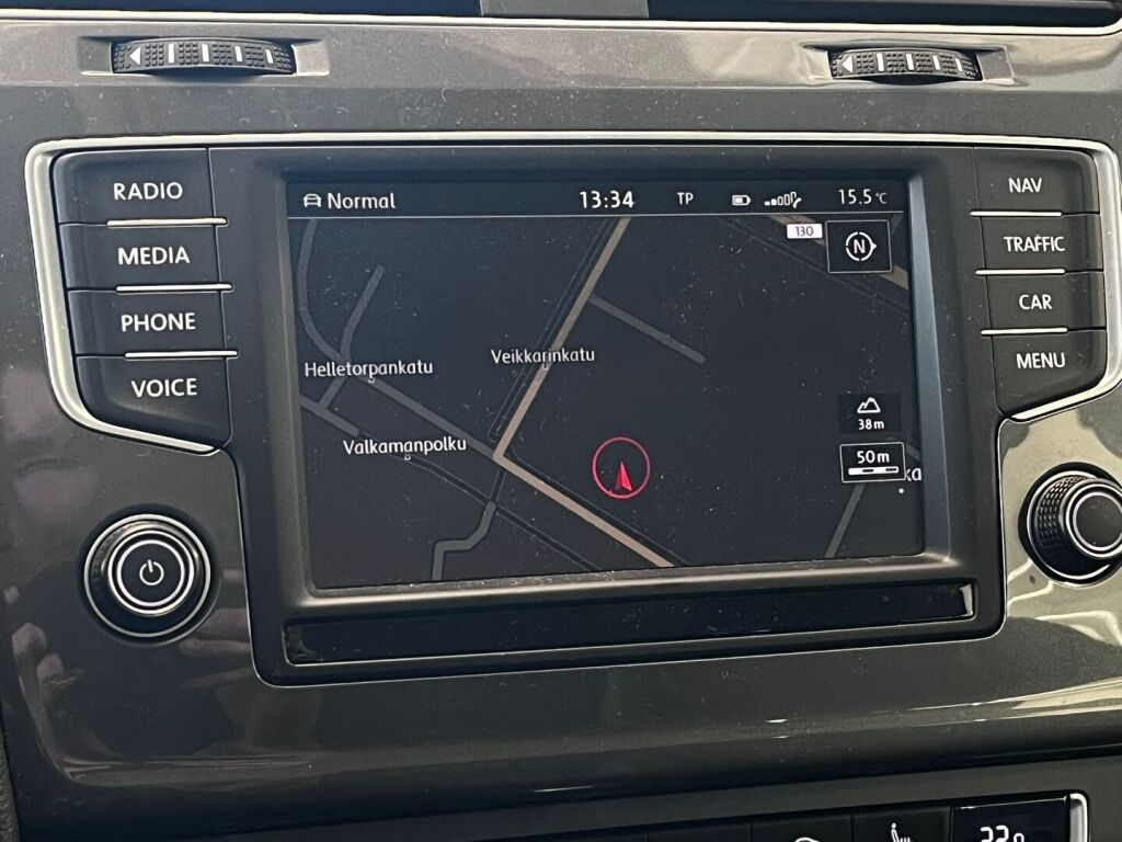 Volkswagen Golf 2016 Valkoinen