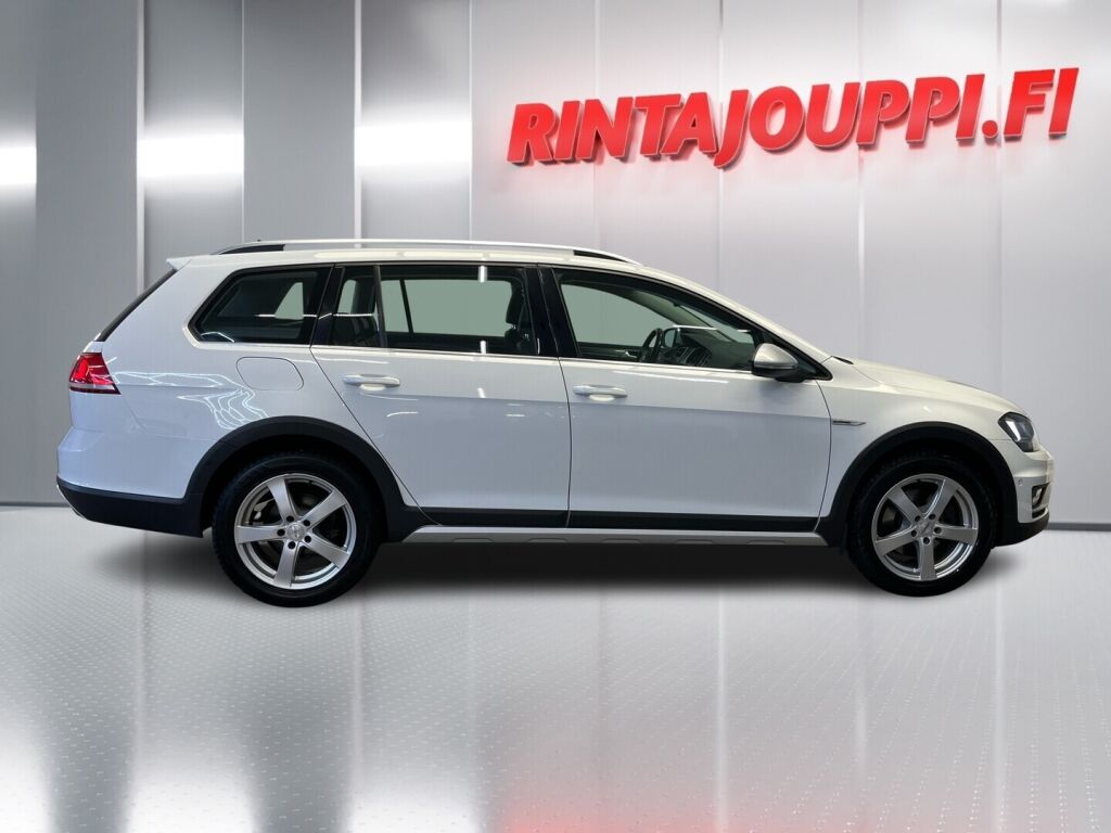 Volkswagen Golf 2016 Valkoinen