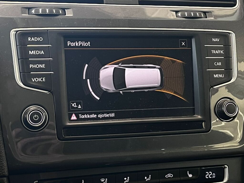 Volkswagen Golf 2016 Valkoinen