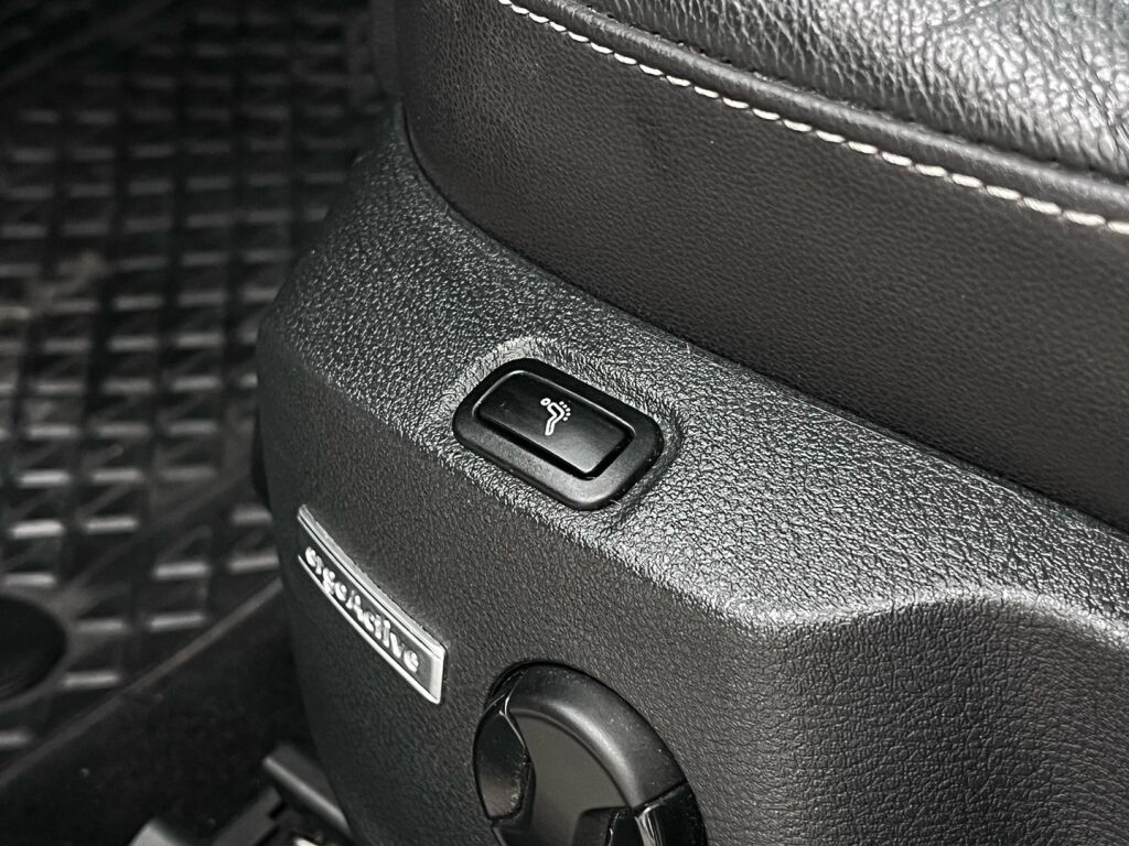 Volkswagen Golf 2016 Valkoinen