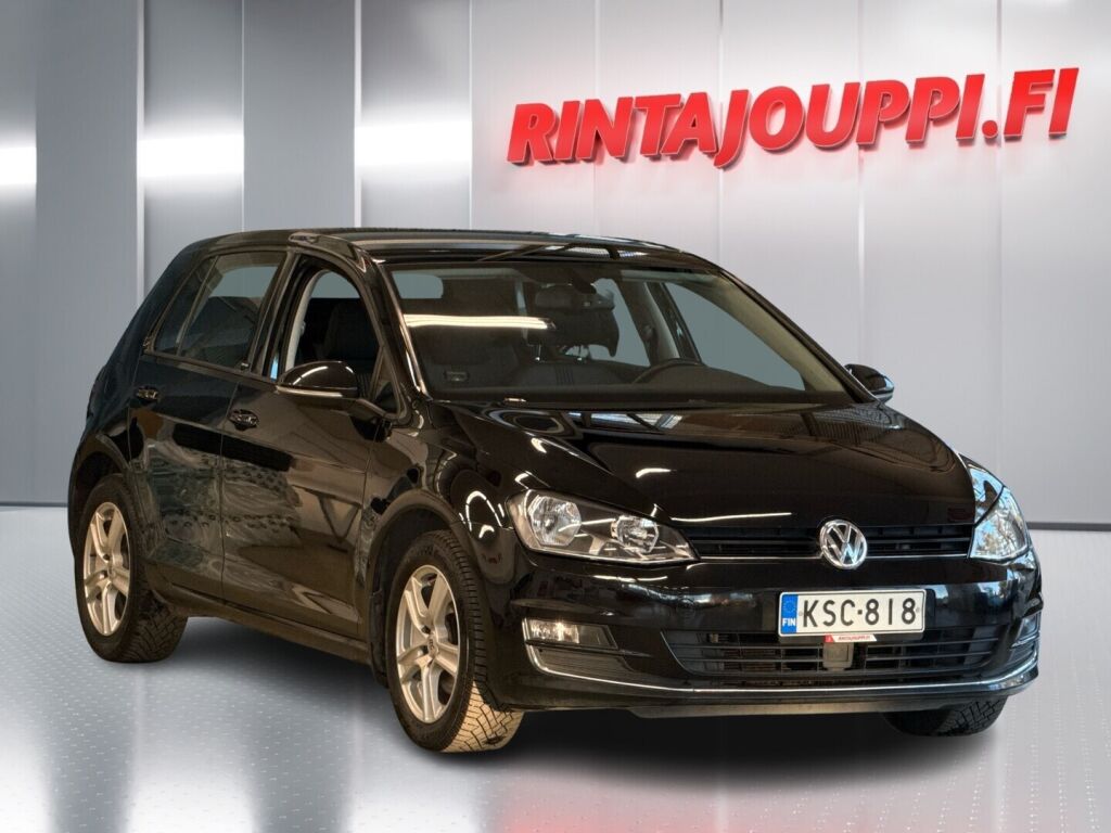 Volkswagen Golf 2016 Musta