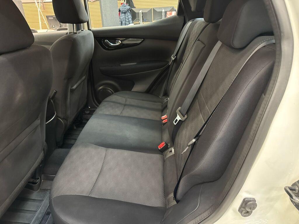 Nissan Qashqai 2016 Valkoinen