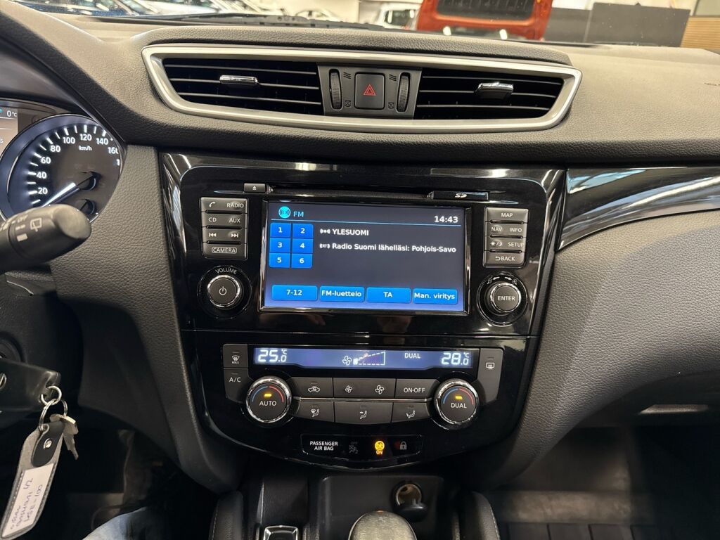 Nissan Qashqai 2016 Valkoinen