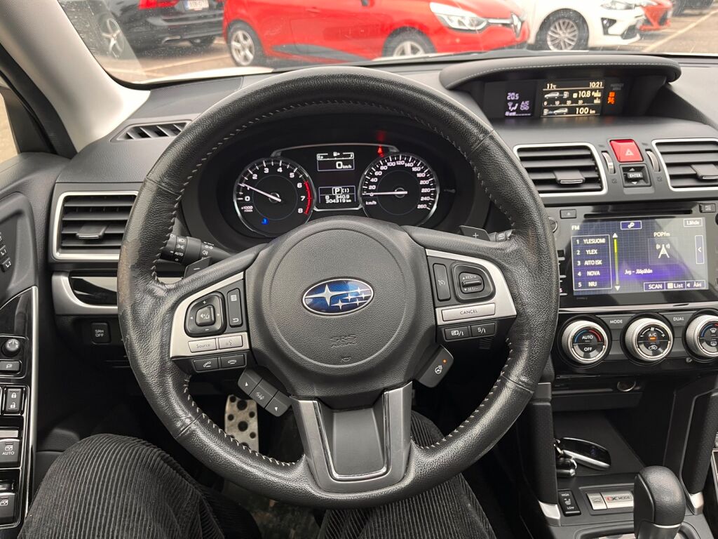 Subaru Forester 2016 Valkoinen