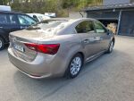 Toyota Avensis 2016 Ruskea (beige)