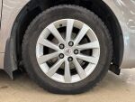 Toyota Avensis 2016 Ruskea (beige)