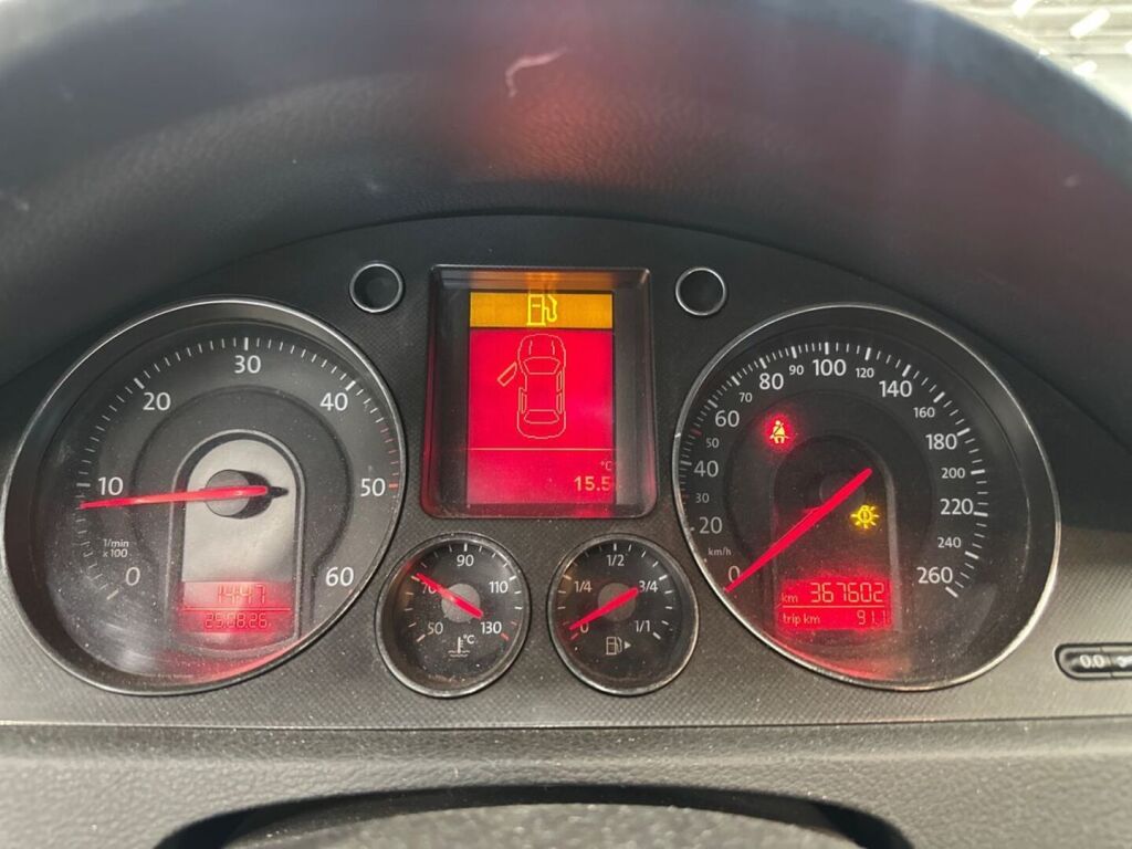Volkswagen Passat Variant 2006 Musta