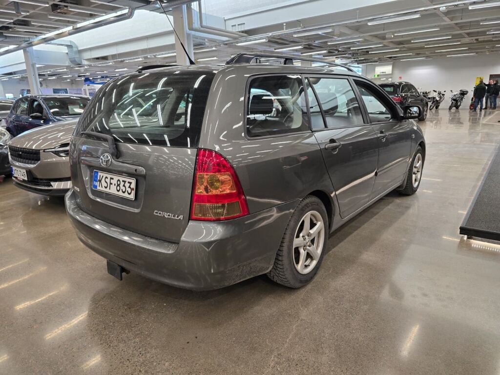 Toyota Corolla 2006 Harmaa
