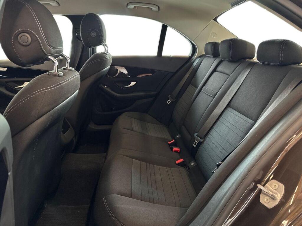 Mercedes-Benz C 2017 Metallinhohto Ruskea (beige)