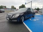 Mercedes-Benz E 2011 Musta