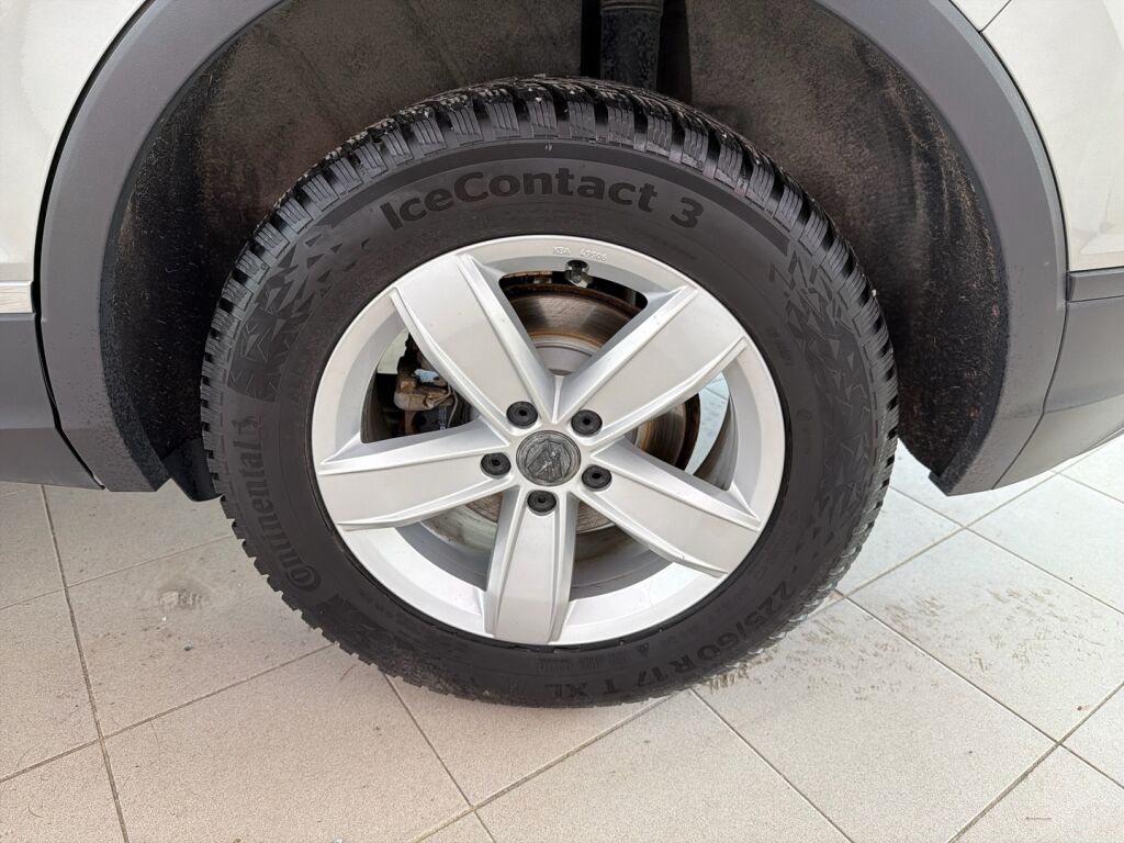 Volkswagen Tiguan 2017 Harmaa