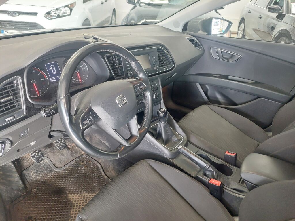 Seat Leon ST 2017 Harmaa