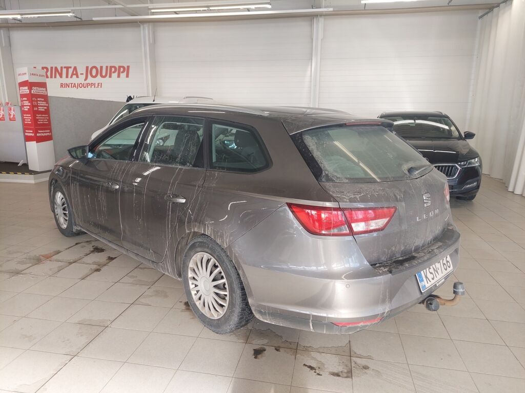 Seat Leon ST 2017 Harmaa