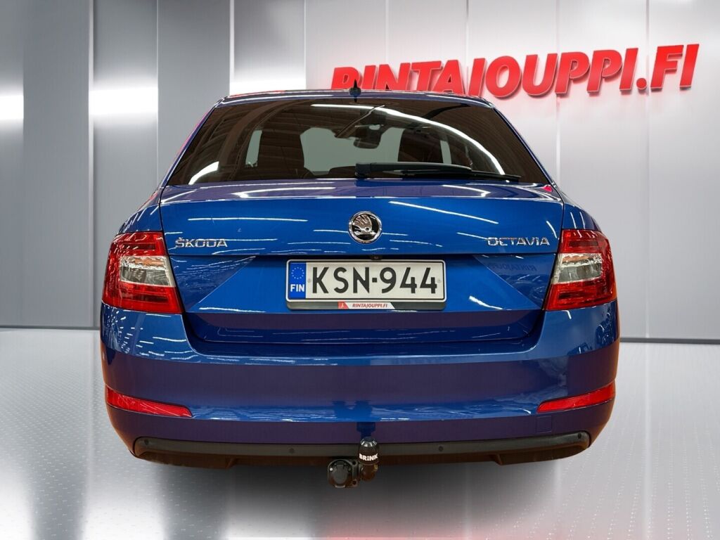 Skoda Octavia 2017 Sininen