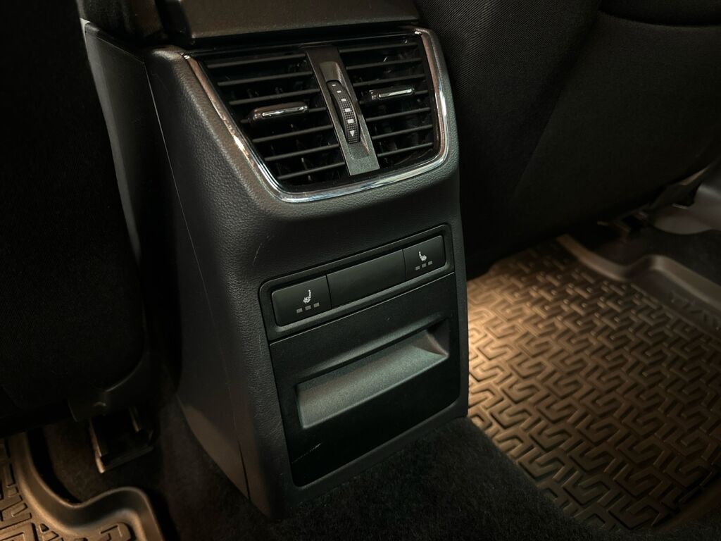 Skoda Octavia 2017 Sininen