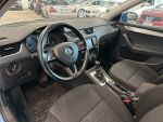 Skoda Octavia 2016 Sininen