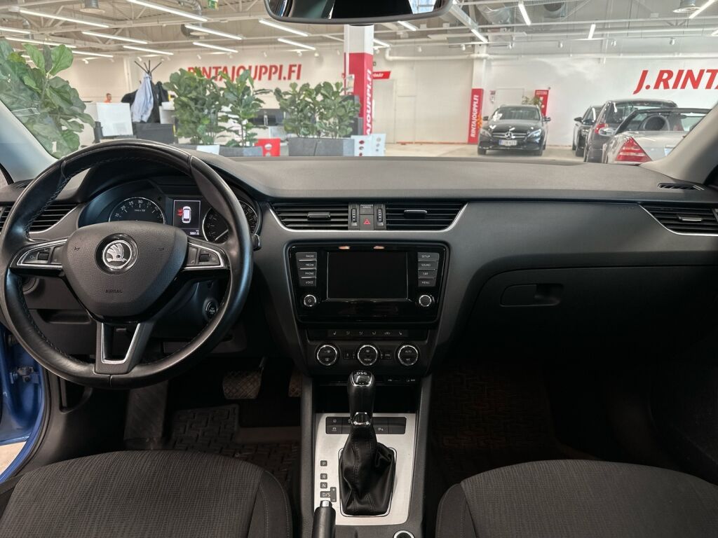 Skoda Octavia 2016 Sininen