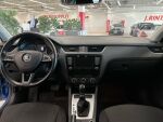 Skoda Octavia 2016 Sininen