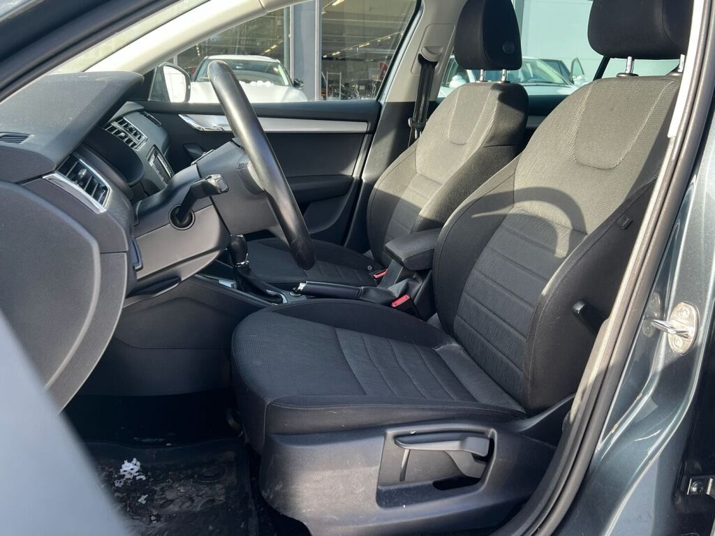 Skoda Octavia 2017 Harmaa
