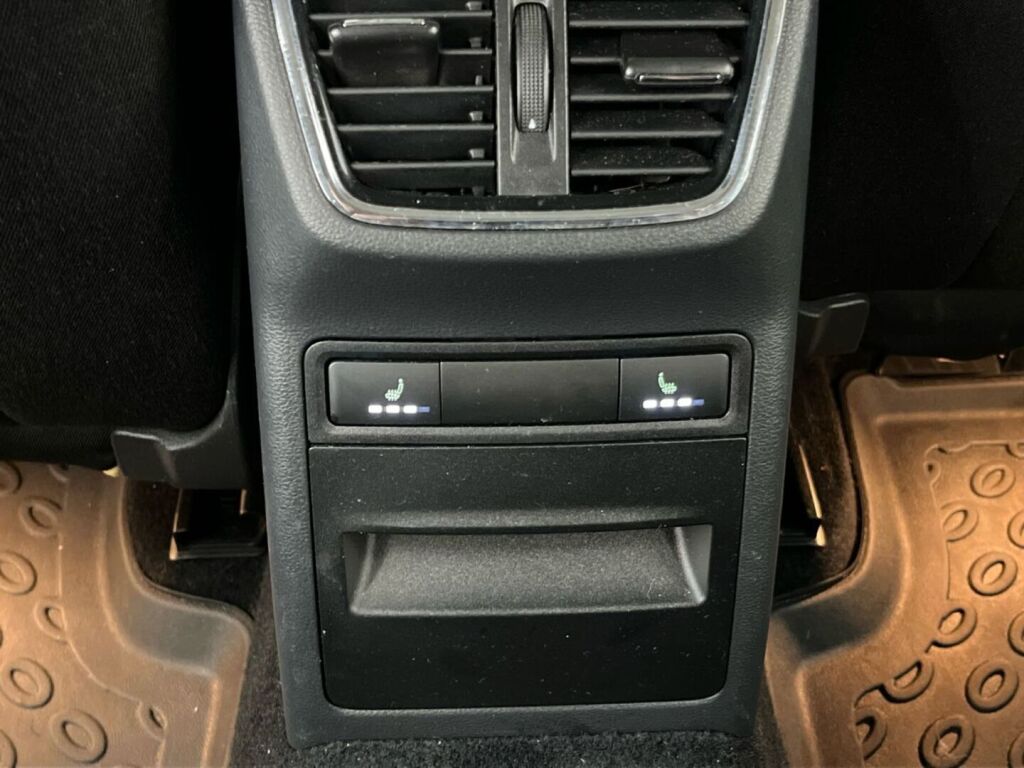 Skoda Octavia 2017 Harmaa