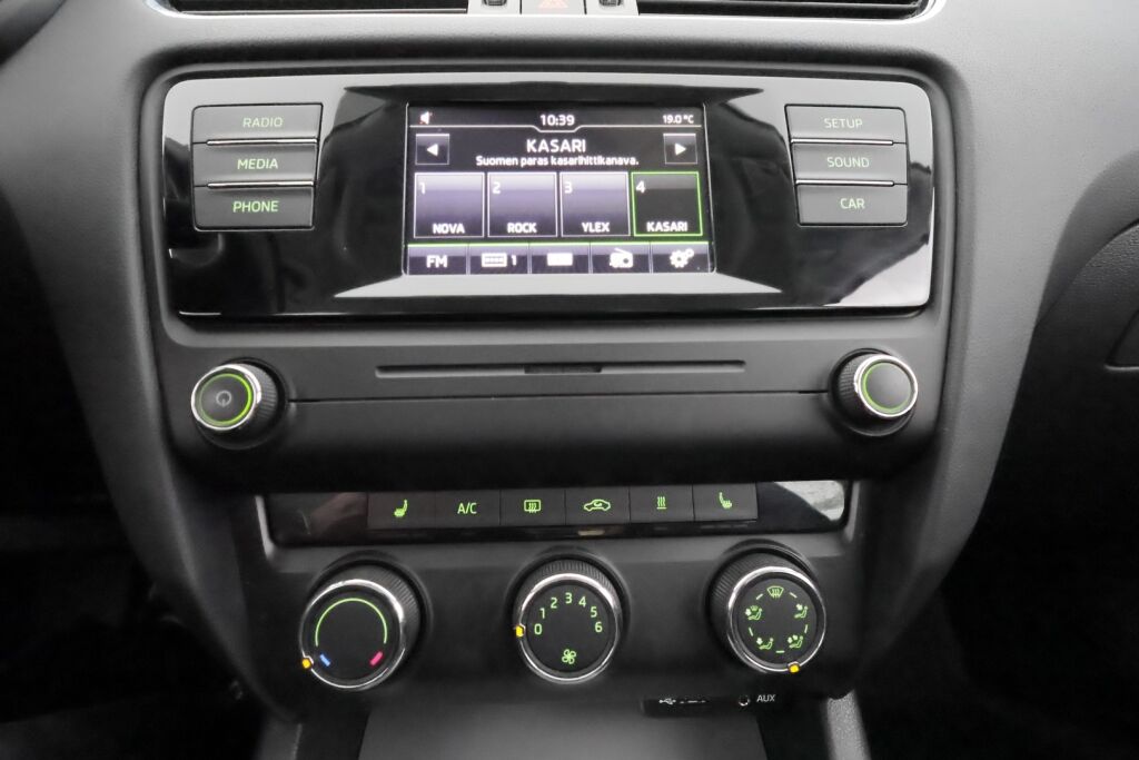 Skoda Octavia 2017 Valkoinen