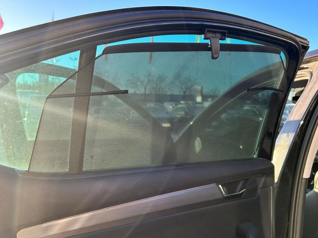 Skoda Superb 2017 Musta