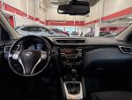 Nissan Qashqai 2017 Punainen