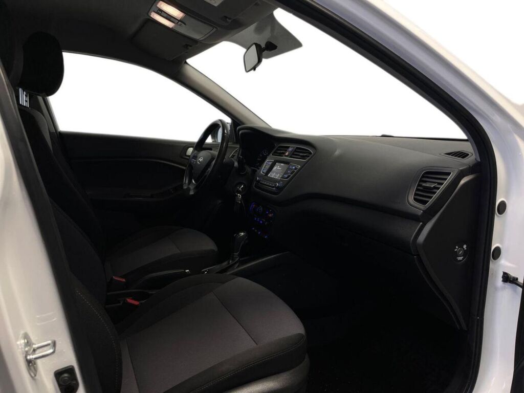Hyundai i20 Hatchback 2019 Valkoinen