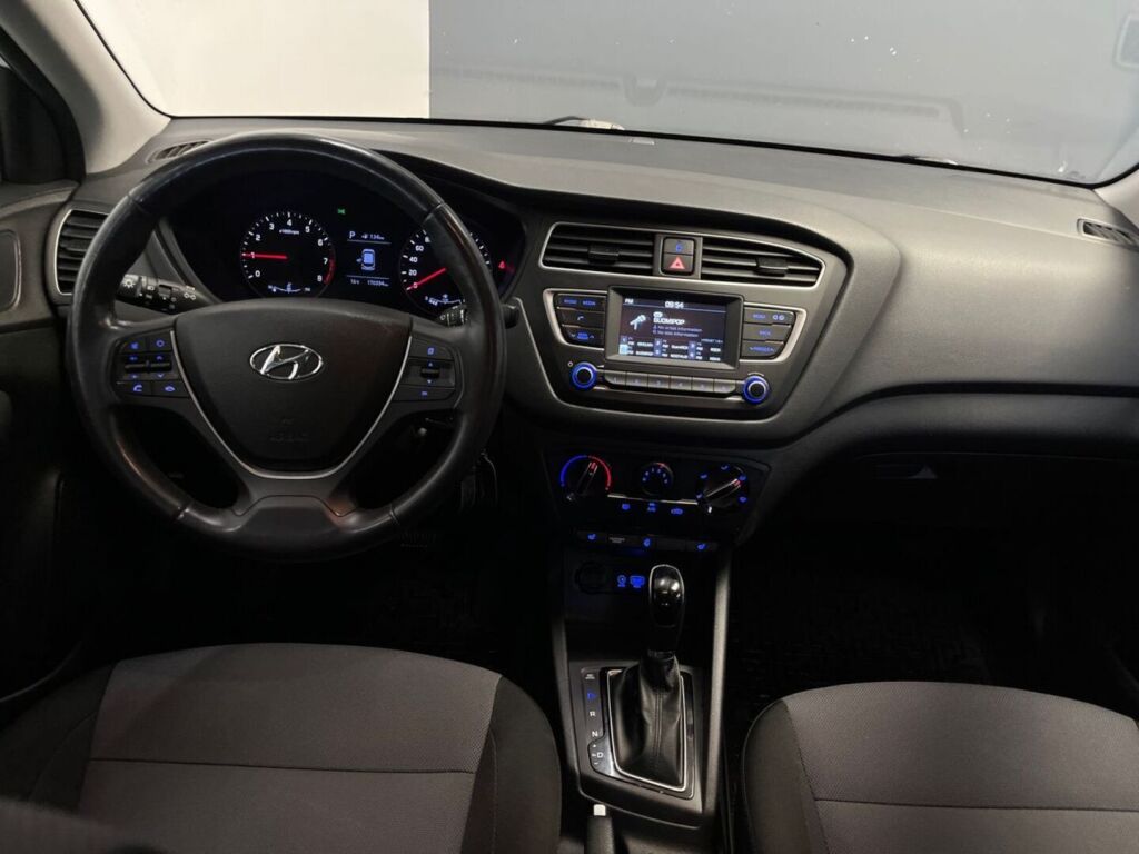 Hyundai i20 Hatchback 2019 Valkoinen