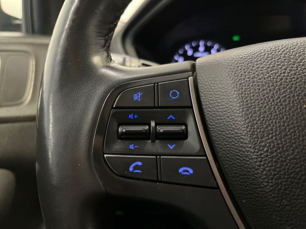 Hyundai i20 Hatchback 2019 Valkoinen