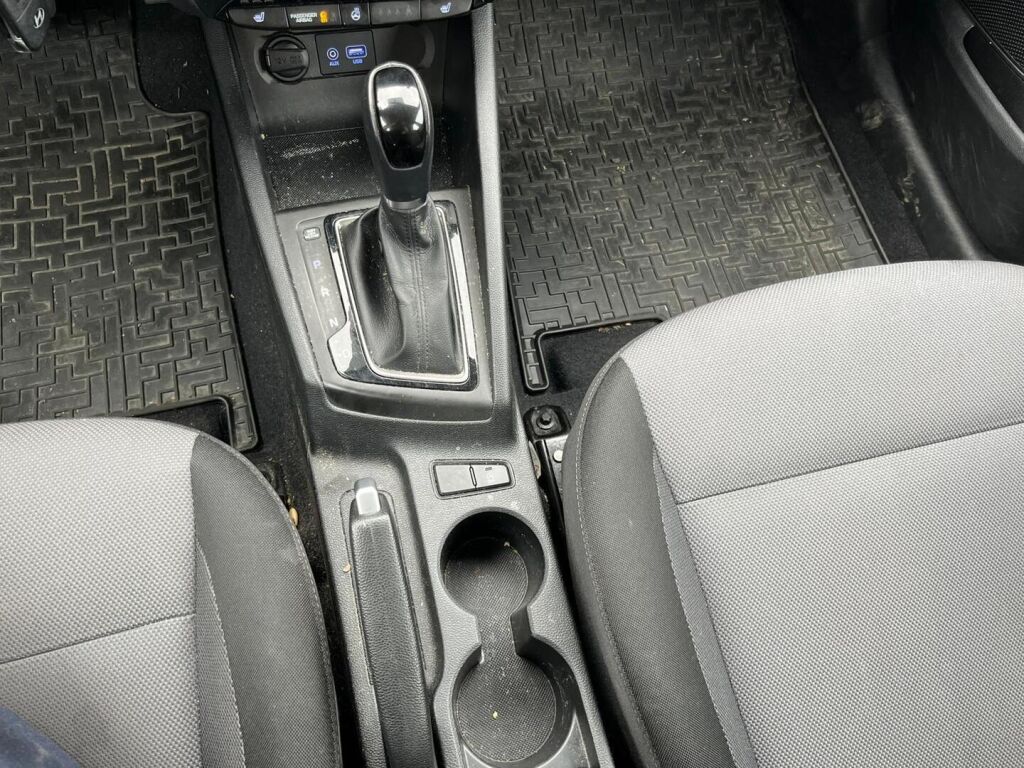 Hyundai i20 Hatchback 2019 Valkoinen