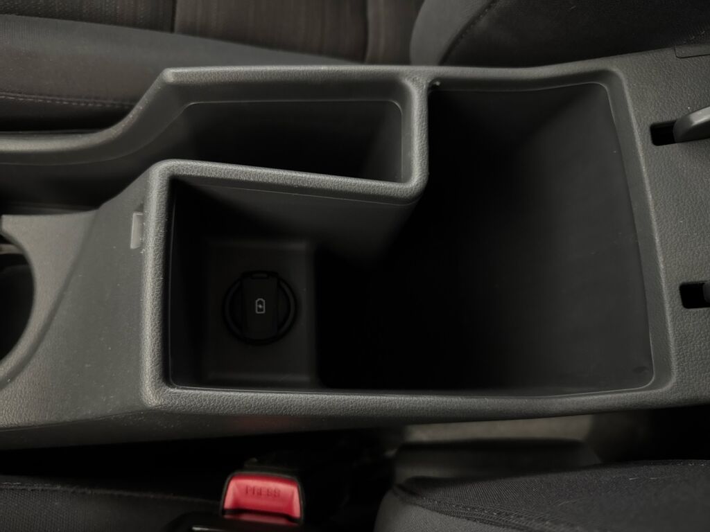 Hyundai IONIQ hybrid 2017 Sininen