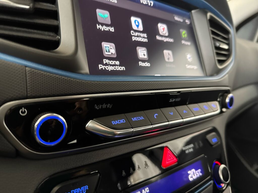 Hyundai IONIQ hybrid 2017 Sininen