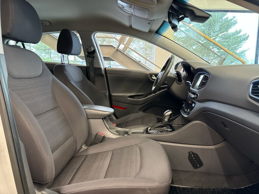 Hyundai IONIQ hybrid 2018 Hopea