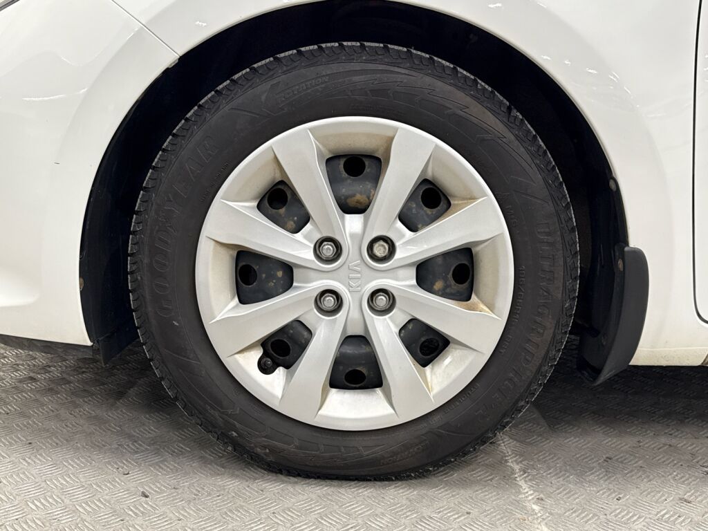 Kia Rio 2017 Valkoinen