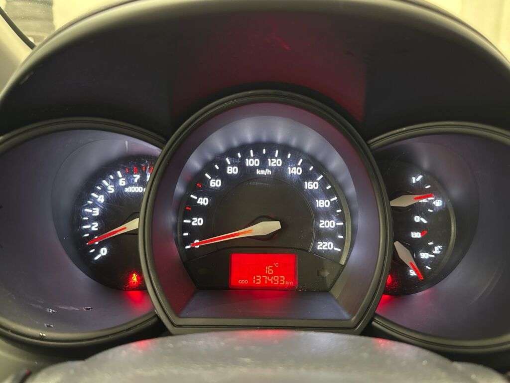 Kia Rio 2017 Valkoinen