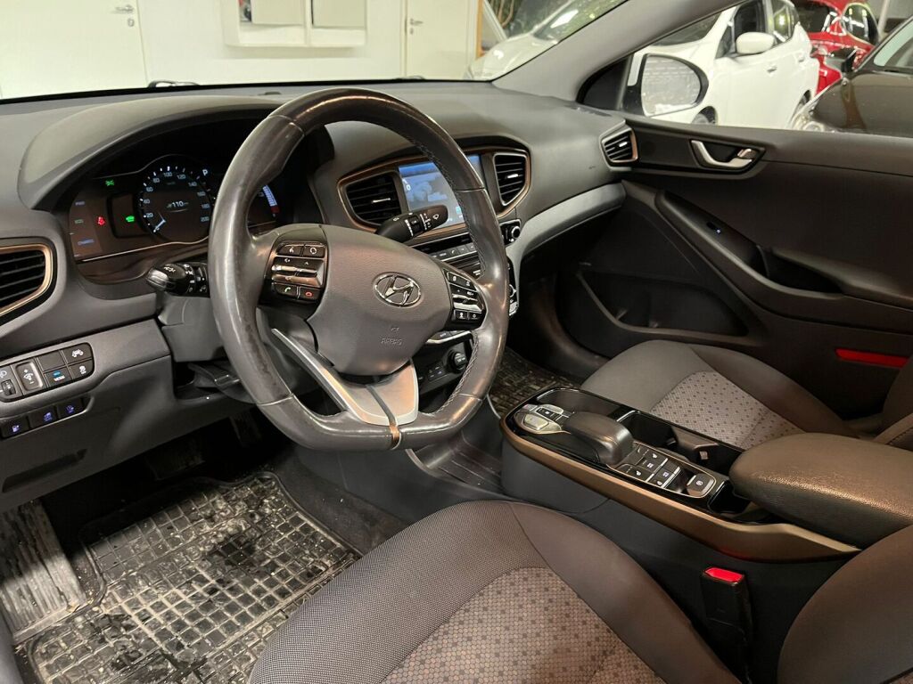 Hyundai IONIQ electric 2017 Valkoinen